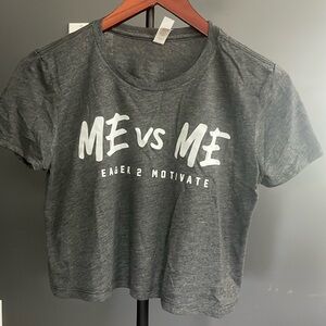 E2M cropped tee size small